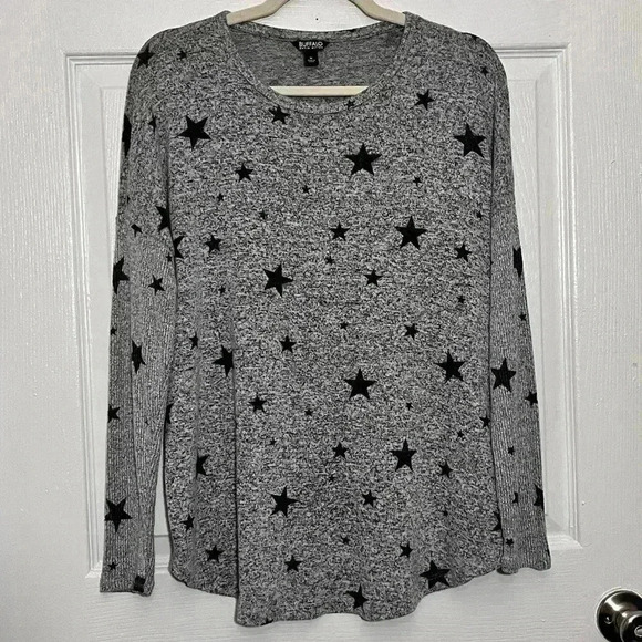 BUFFALO DAVID BITTON Gray and Dark Gray Stars long sleeve Sweater | size medium - Picture 1 of 8
